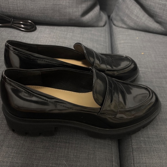 Nine West Shoes - Picture 2 of 2